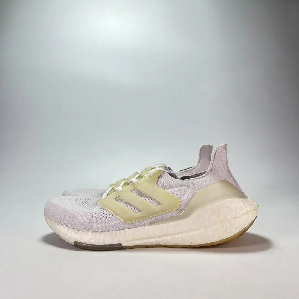 adidas Ultraboost 21 White Athletic Lace Up Road Running Shoes Men's Size 10
